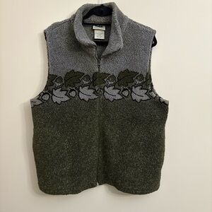 Northern Reflections Gray and Green Zip-Up Vest